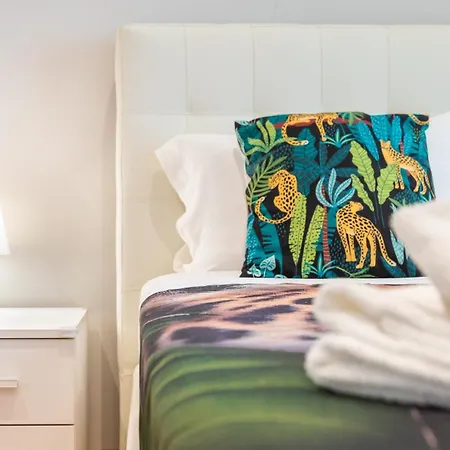 Urban Jungle Santa Rita Family Apartment Turin
